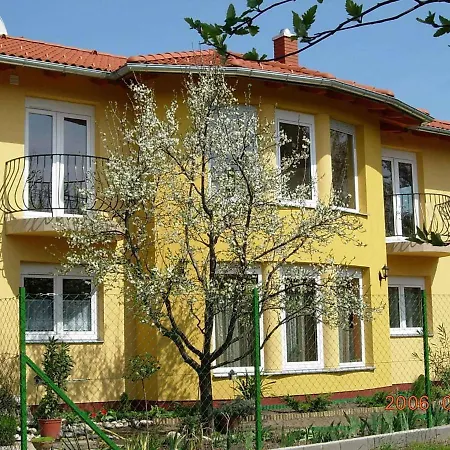 Lägenhet In Siofok/balaton 20047
